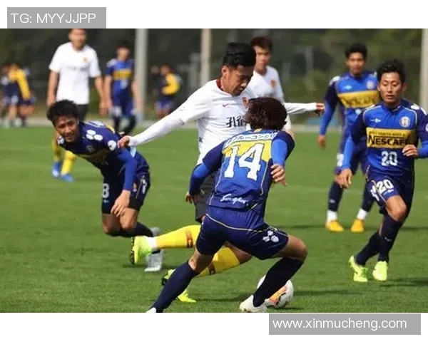 足球明星用真情温暖球迷心灵传递爱的力量与希望 足球明星用真情温暖球迷心灵传递爱的力量与希望